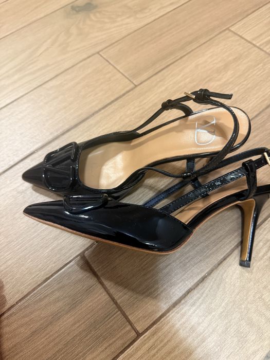 Черни токчета valentino