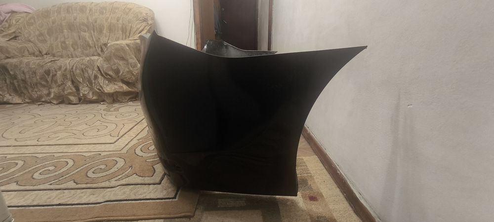 Задний бампер Toyota corolla 180