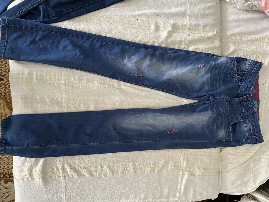 Дънки с ниска талия