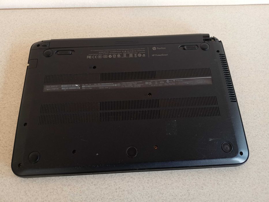 Elemente HP Pavilion Touchsmart 14 Bxxx seria B100 B200 B300