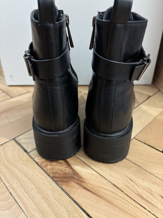 Дамски боти Medicine