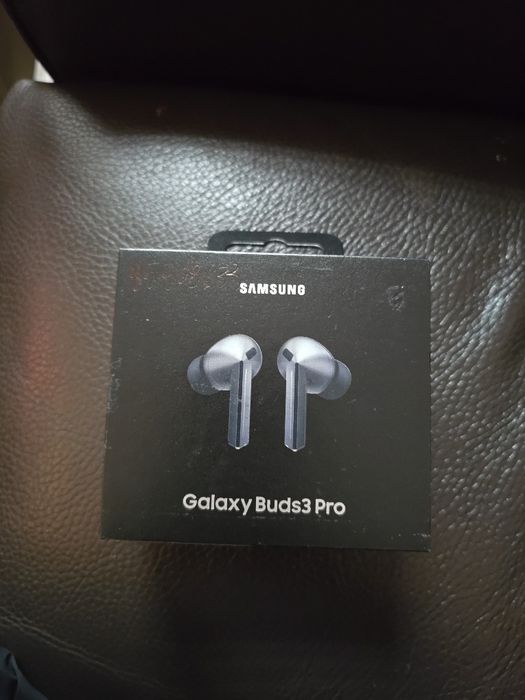 Galaxy bads 3 pro