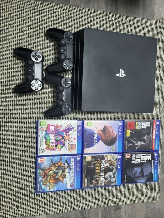 PS 4 PRO ultima versiune 7216B + jocuri