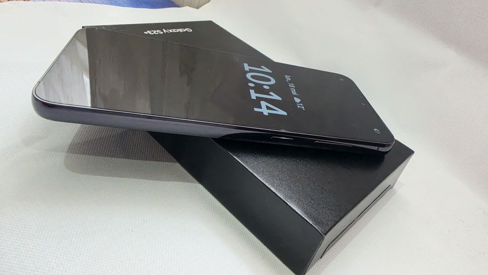 Samsung Galaxy S23 Plus – 256GB – Negru