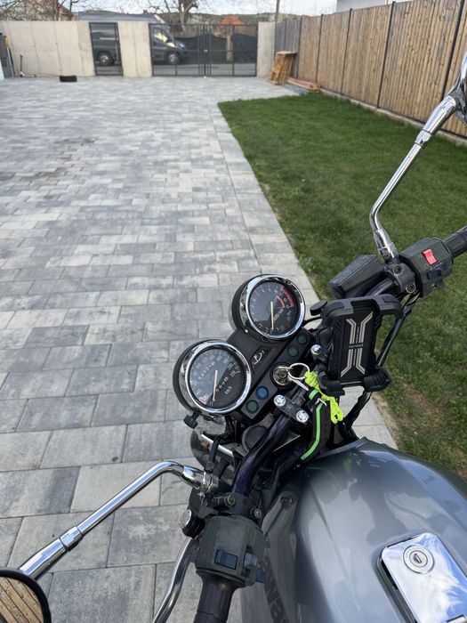 Motocicleta Kawasaki Er 5N