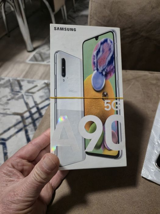 САМСУНГ  А 90 5дж