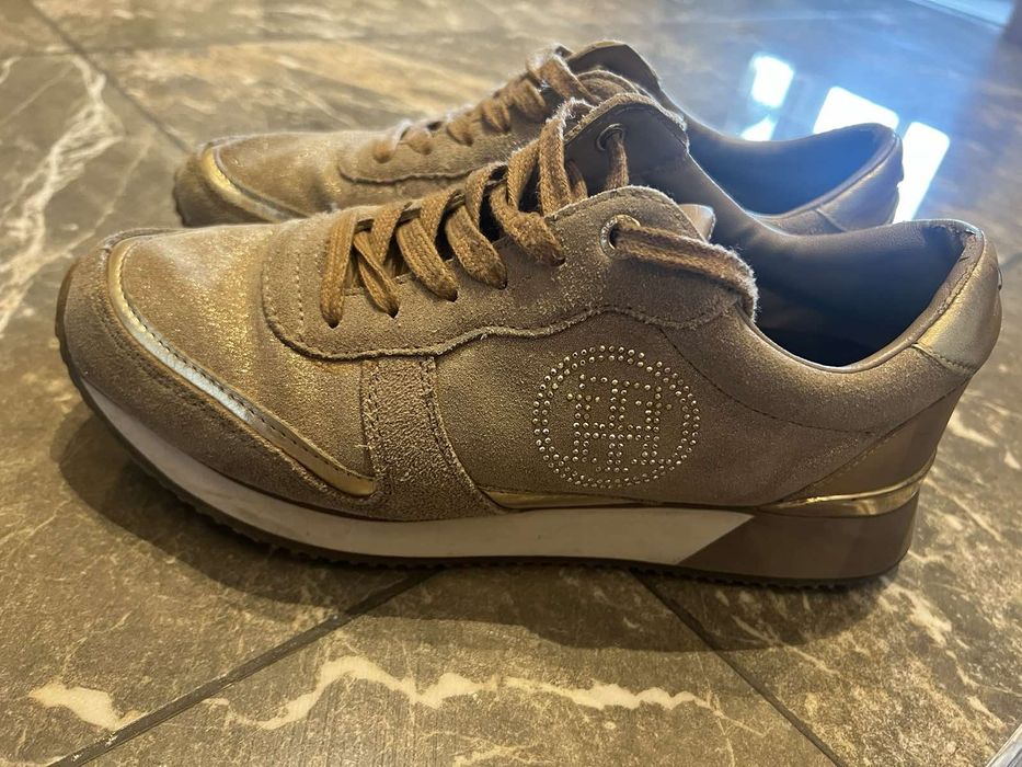 Спортни обувки Tommy Hilfiger