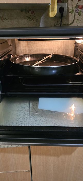 Продам электронную мини печьSimfer
