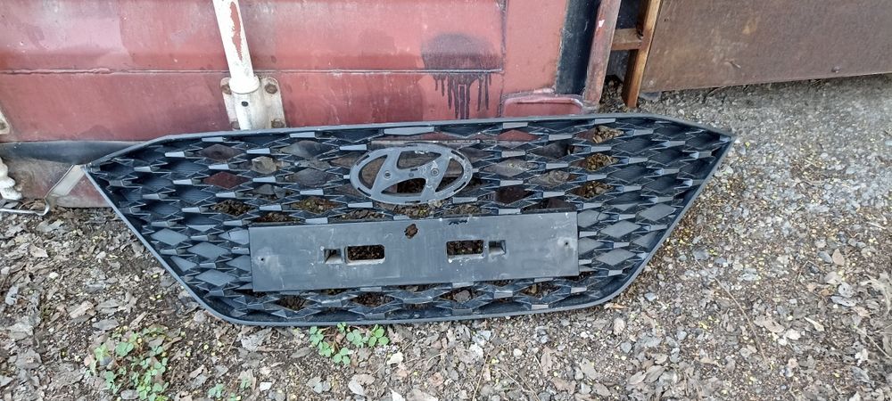 Решетка Hyundai Accent