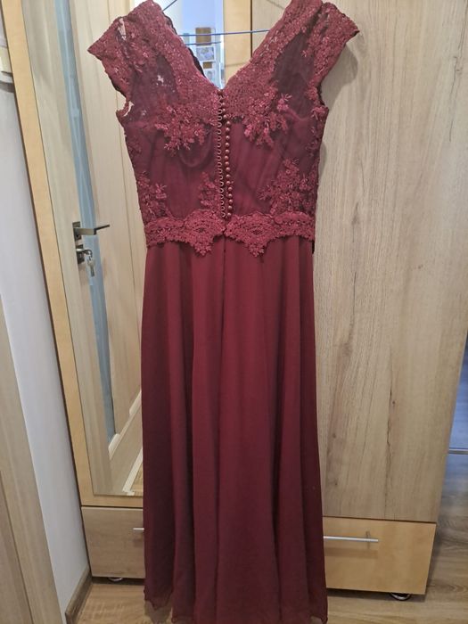 Rochie lucrata manual