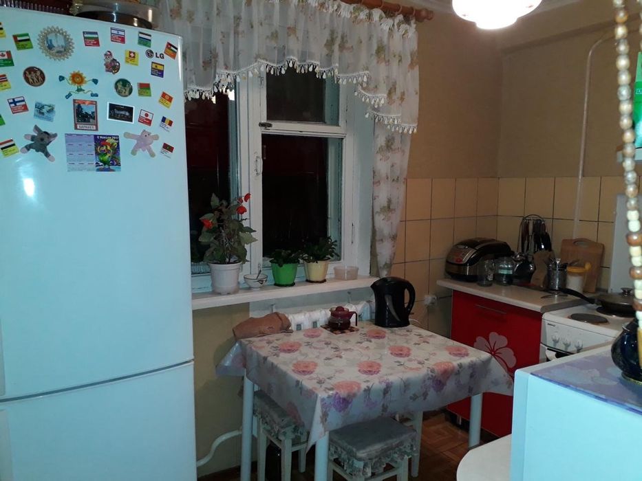 Продам 4х комнатную квартиру