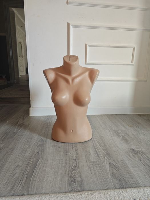 Б/У Манекены сатам Актауда тур.