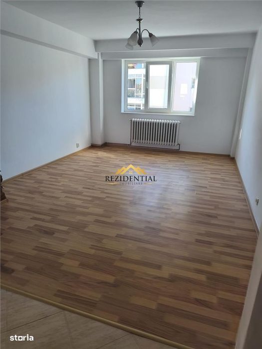 Apartament 3 Camere - Central
