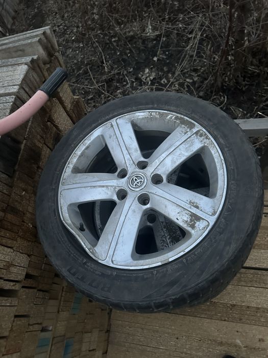 Продам титанку вместе с резиной