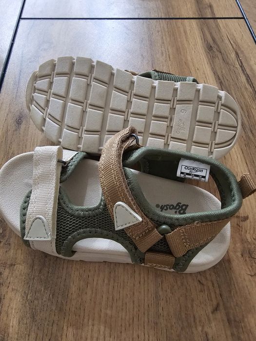 Сандали детские Oshkosh. Новые
