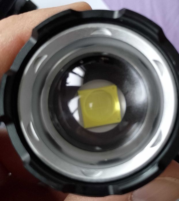 Челник със зум ,