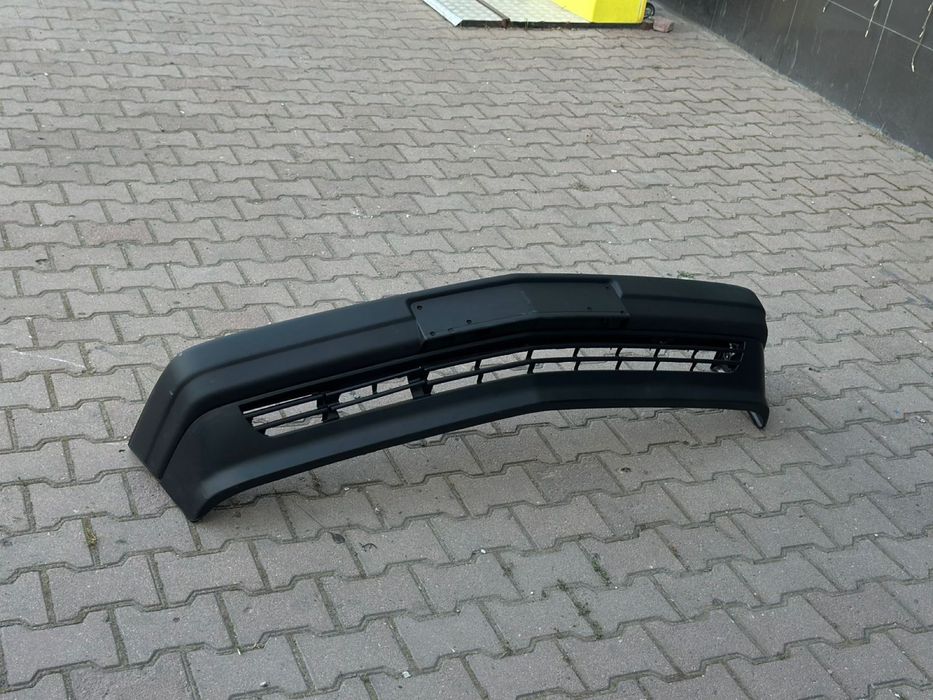 Бампер мерселес 190 сток Тайвань