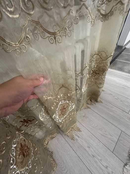Продаю тюль два вида 5м и 6м