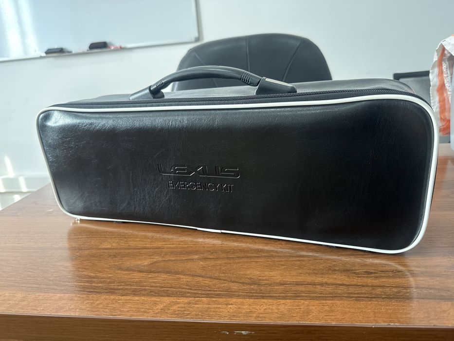 Продам автомобильные наборы премиум класса Lexus