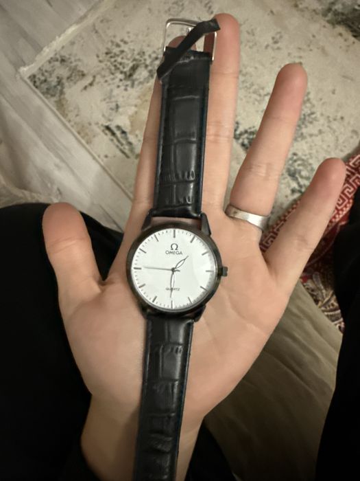 Продам Часы Omega б/у