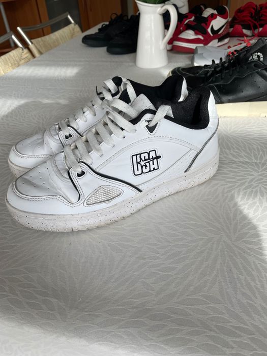 Спортни обувки за момче