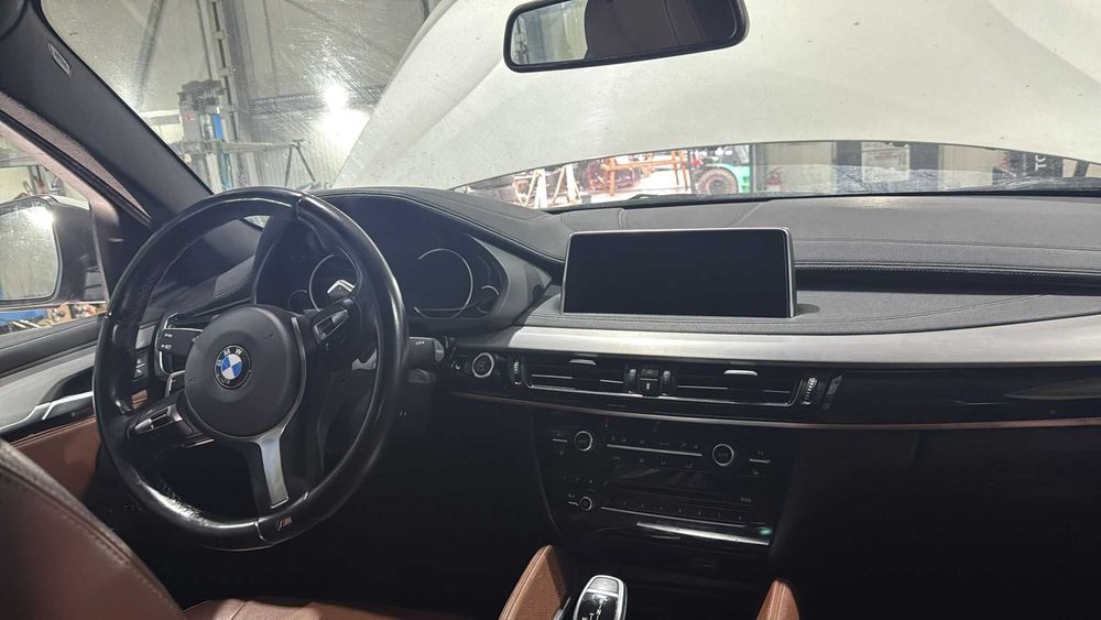 Dezmembrez BMW X6 F16