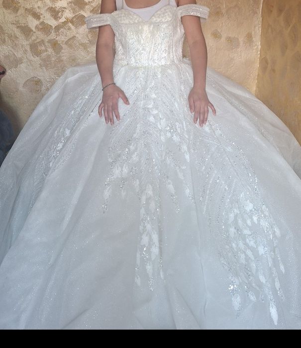 Vând rochie de mireasă 600