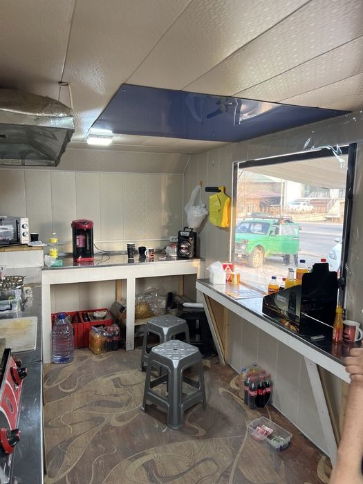 3 та Food truck  сотилади размер 2.5х5 давлат руйхатидан утган