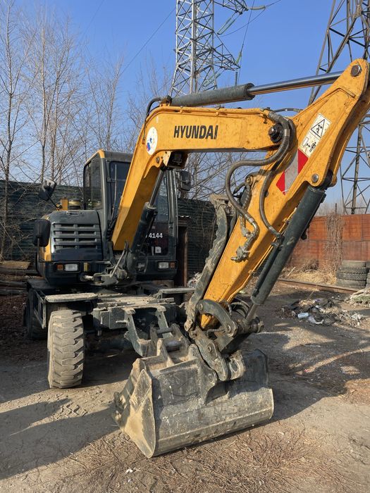 Услуги эксковатора с гидрамолотом