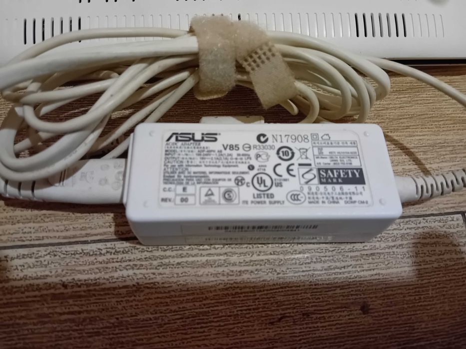 лаптоп на части Аsus Еee pc1005p 10 инча