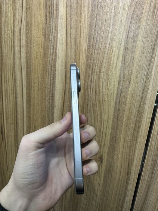 Iphone 15 pro max natural 256 gb 86% display