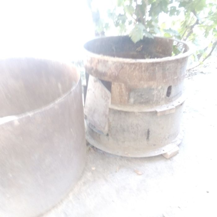 Qo'ra sotilade metale zo'r 200 qazonga bo'lade 2kalase bir choy jfifif