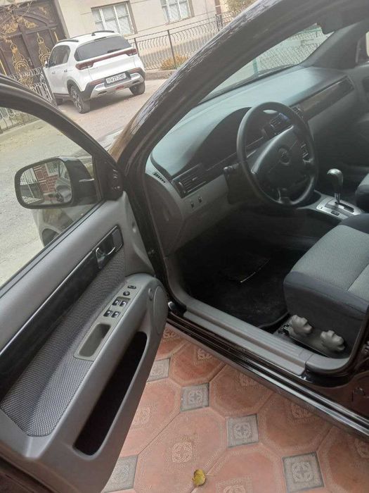 gentra 2021 ga 2022 qora kraska toza srochno sotiladi