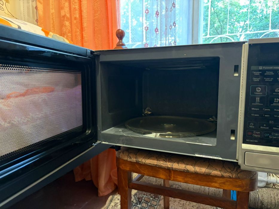 Микроволновка LG