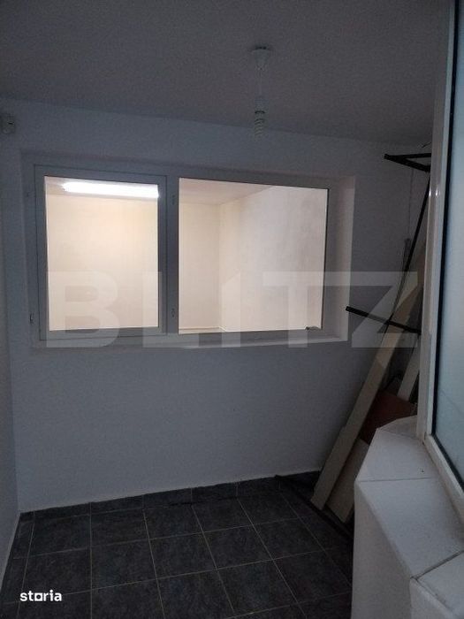 Spatiu comercial 3 camere decomandat Micro 4
