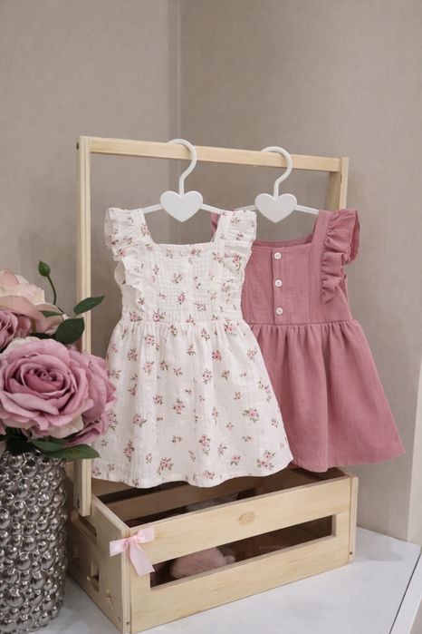 Бебешки рокли и комплекти