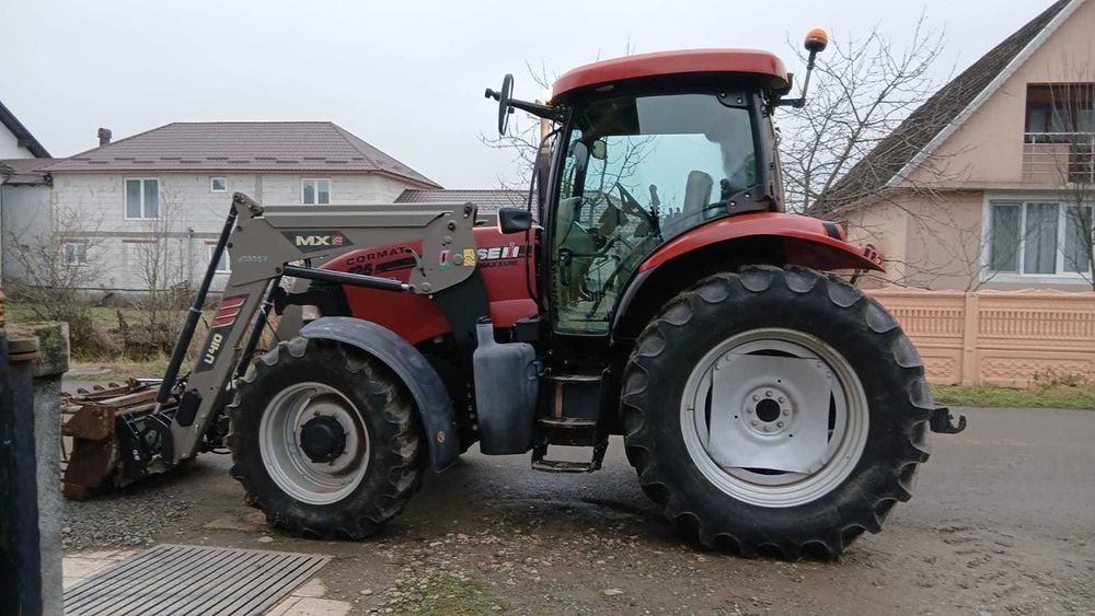 Tractor casse maxxum 125 cu încărcător frontal  anul 2010