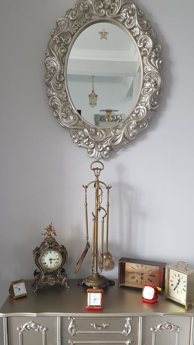 Ceas/ustensile vechi pentru semineu