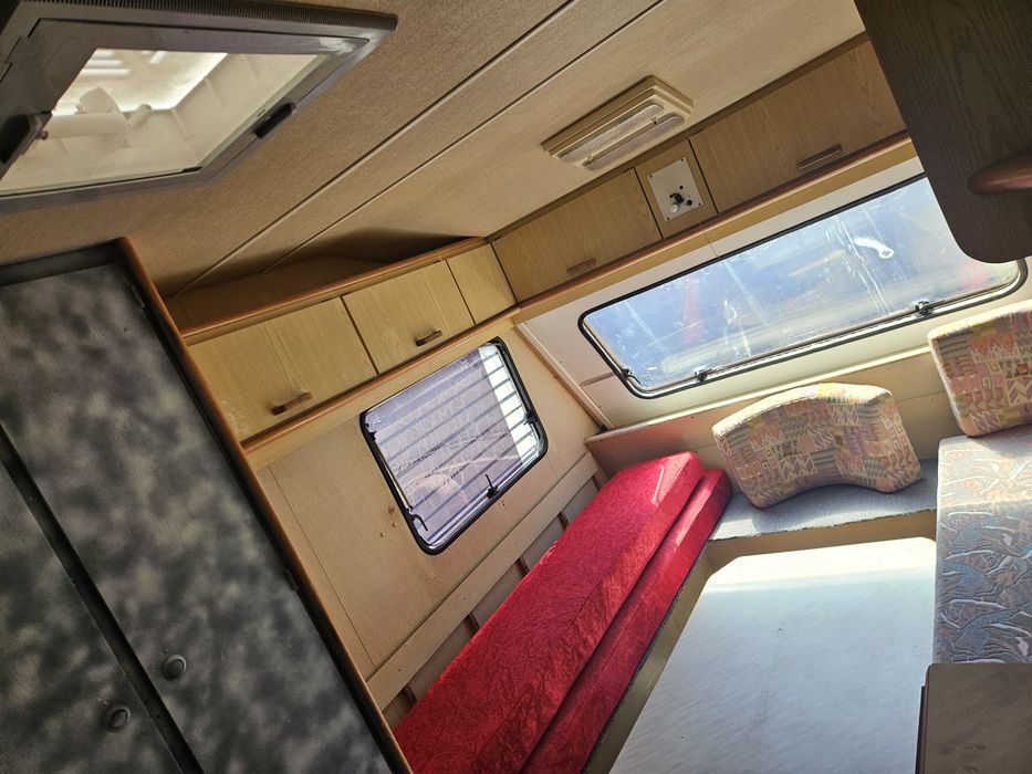 Rulota caravana inmatricilata RO Gata de pescuit are 645 kg