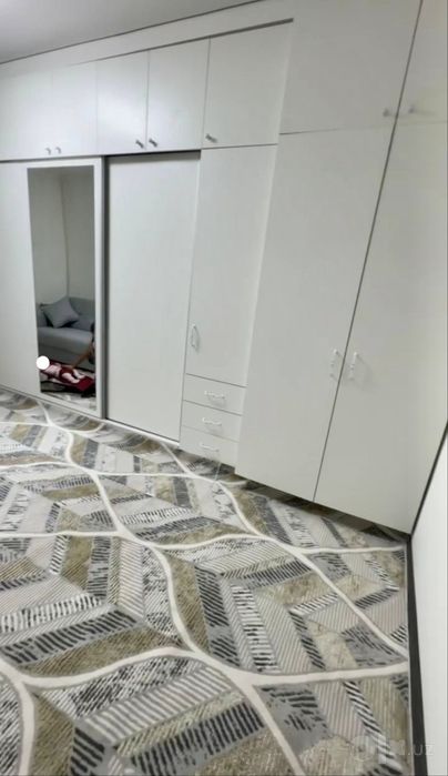 Шкаф гардеробный белого цвета