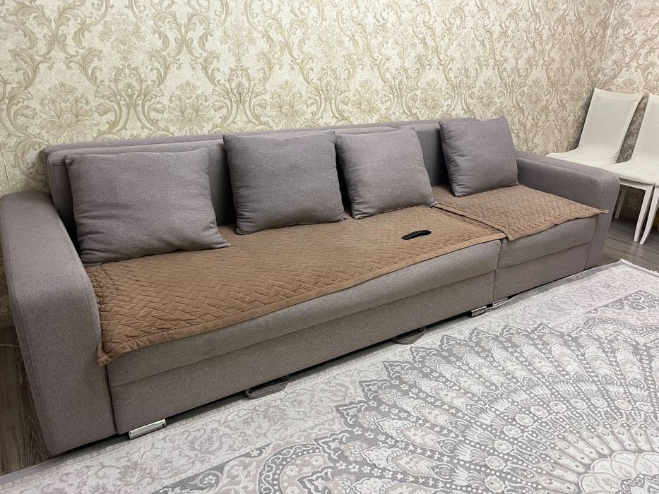 Продается большой диван