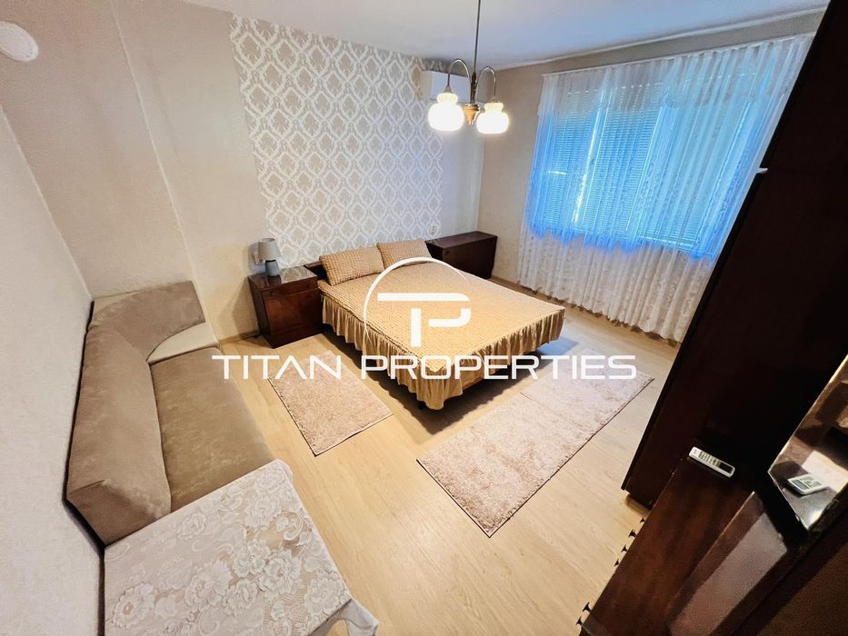 Дава се под наем Тристаен апартамент в Бургас, Център - 80 кв.м за 459 € - Снимка #4