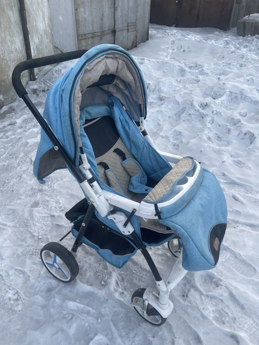 Коляка прогулочная