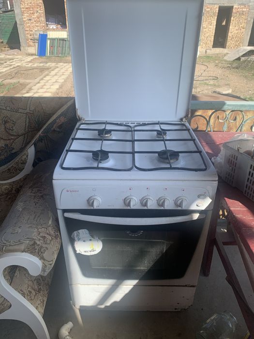 Газ плита 4 комфорки