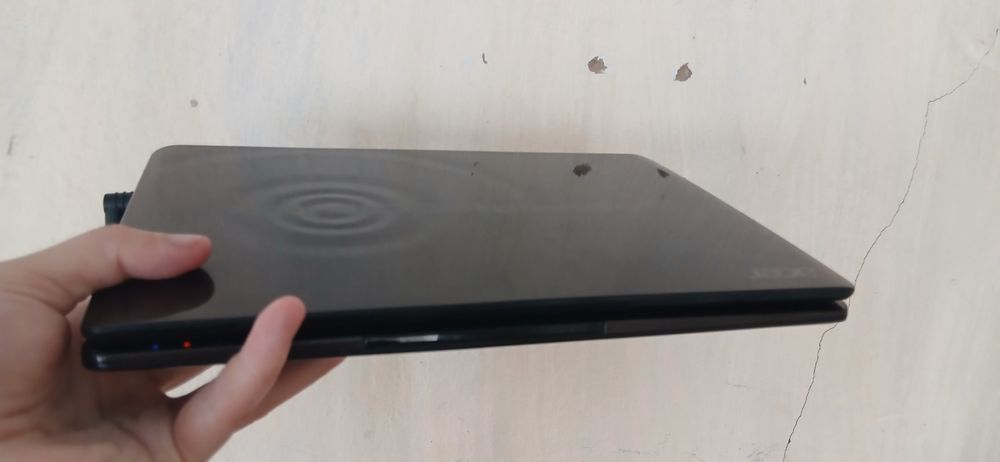 Noutbook aspire one acer