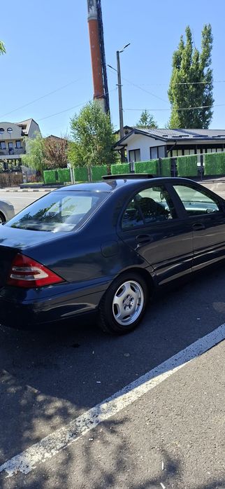 Mercedes Benz C200