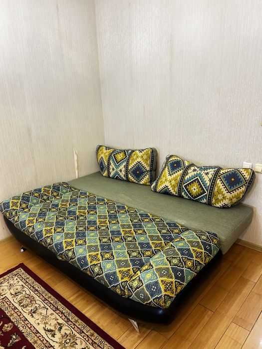 Диван раскладной в восточном стиле