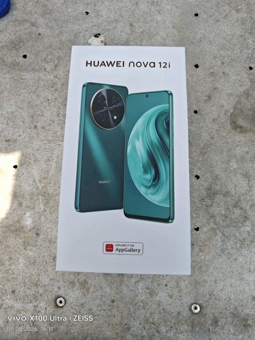 Huawei nova 12 i