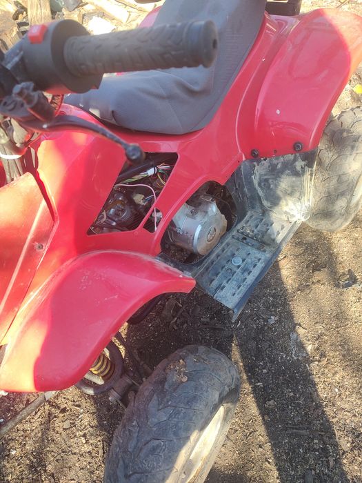 Vând ATV merge super preț negociabil