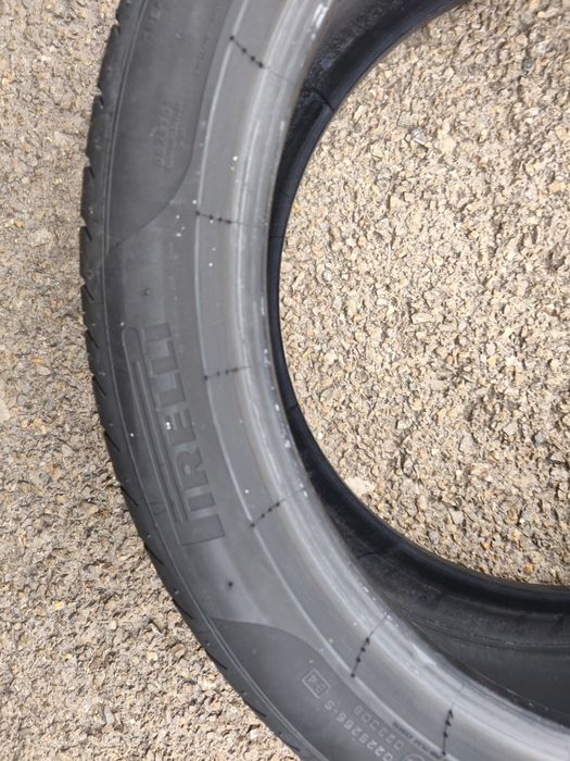 225/45/19" 2бр Pirelli P zero Rft,dot0622,7mm